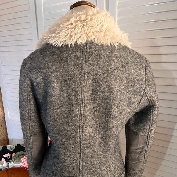 Zara Outerwear Trafaluc  Grey Jacket   AUS 10 Faux Sheepskin Collar - Picture 14 of 15